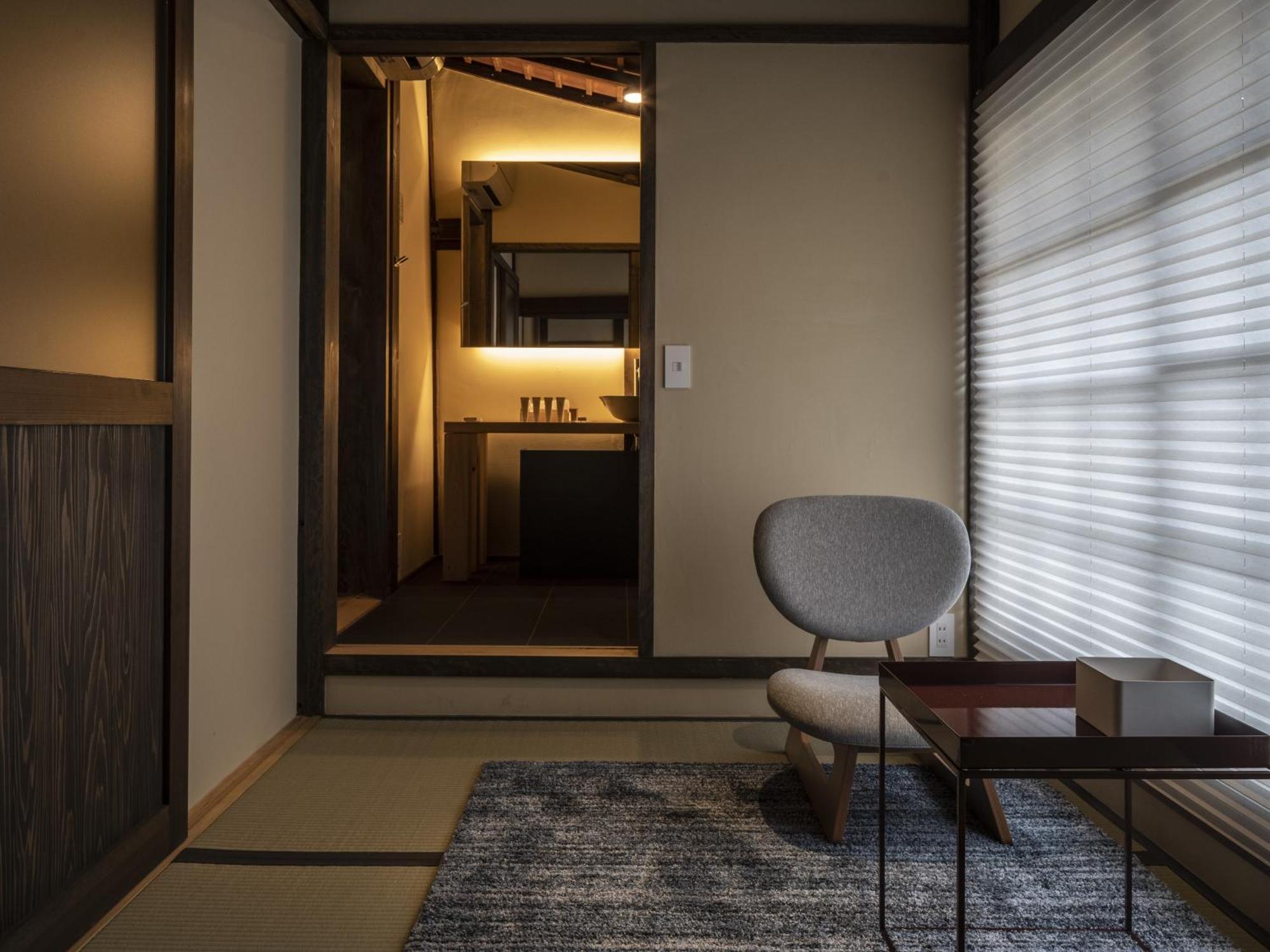 Nipponia Hotel Ozu Castle Town Exterior foto