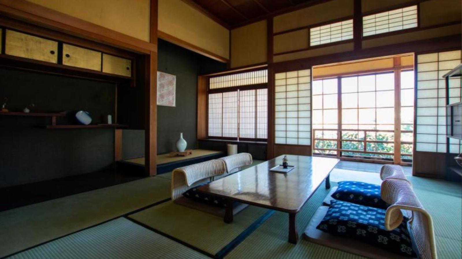 Nipponia Hotel Ozu Castle Town Exterior foto
